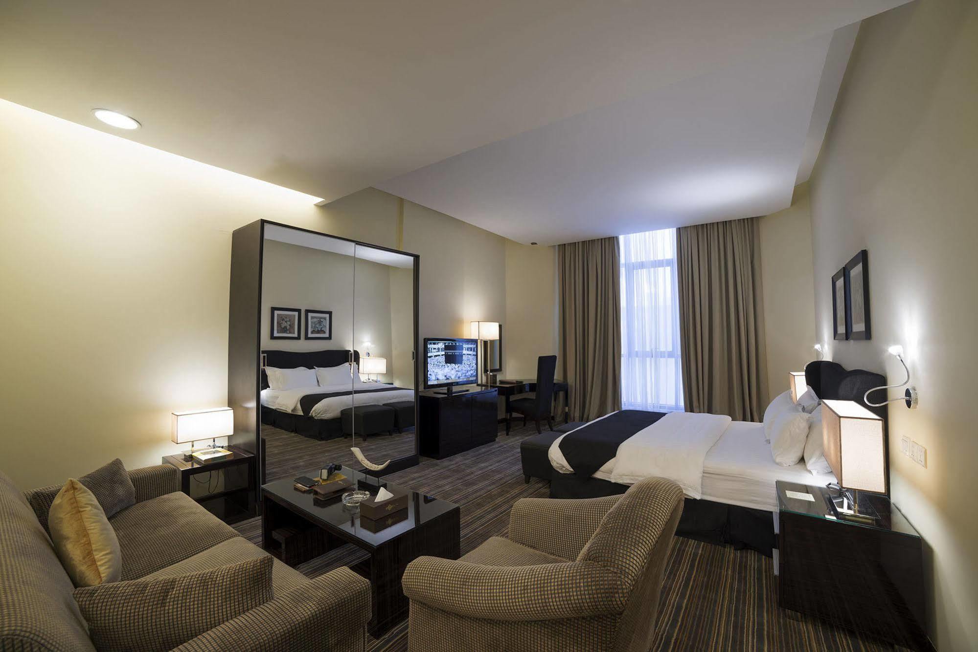 Zara Continental Hotel Al Khobar Exterior photo